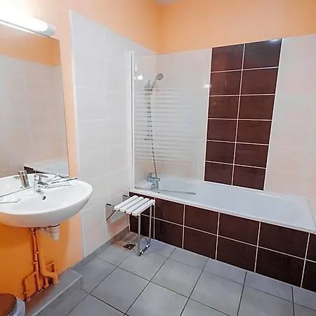Hotel Vacanceole - Le Domaine De La Vallee D'ax