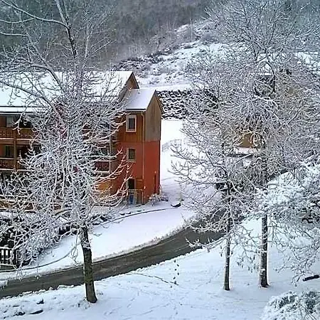 Hotel Vacanceole - Le Domaine De La Vallee D'ax 3*
