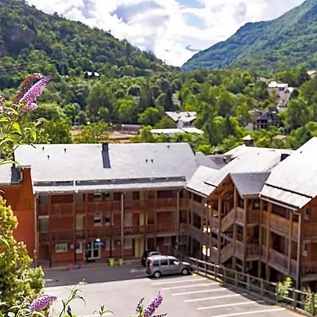 Vacanceole - Le Domaine De La Vallee D'ax